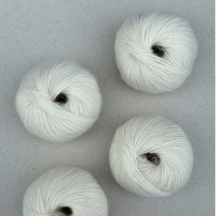 54 - Wool White