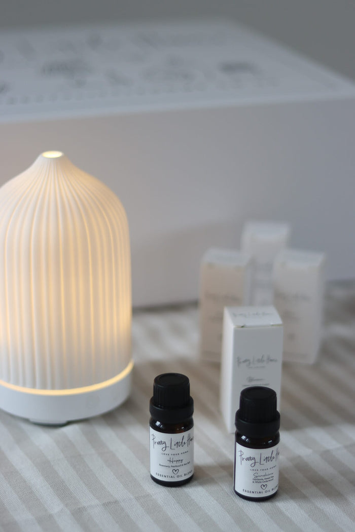 Ceramic Diffuser & Essential Oil Set