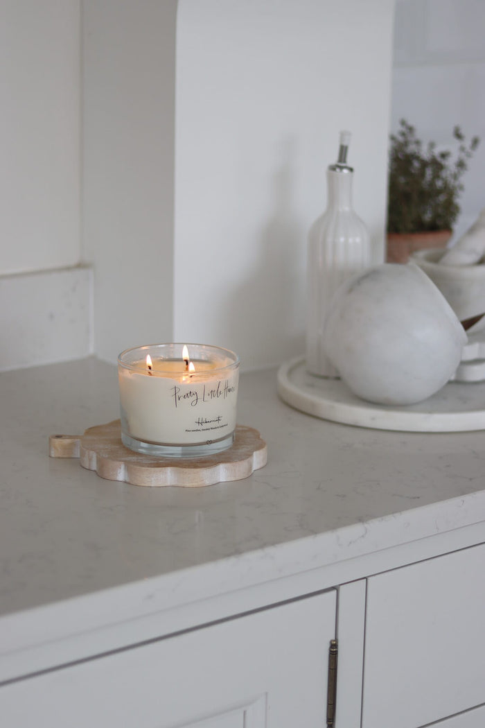 Scalloped Display Board – Whitewash