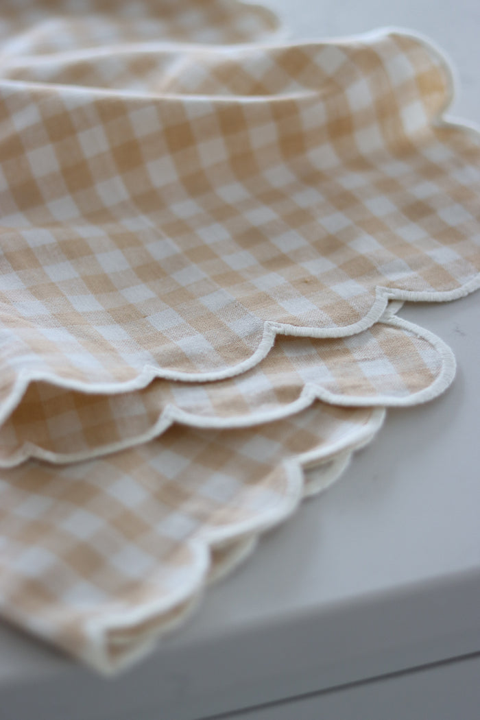 Set of 2 Scalloped Beige Tea Towels